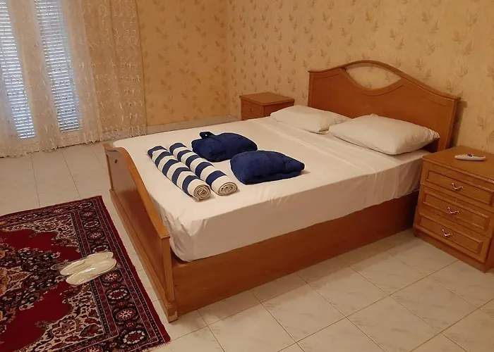 Moon 03 Bed Hurghada